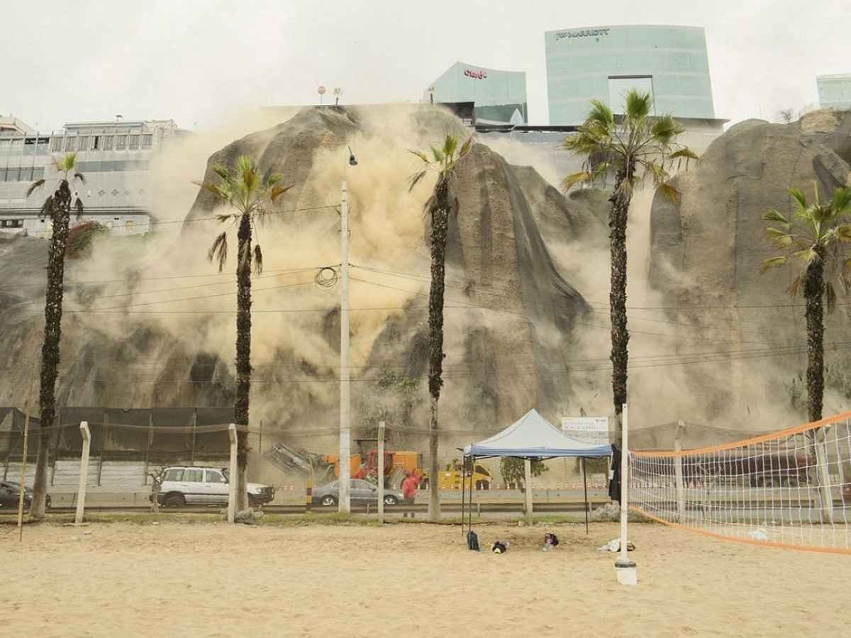 5.6 Magnitude Earthquake Hits Near Lima, Peru: 1 Dead, 5 Injured In Strong Coastal Tremor